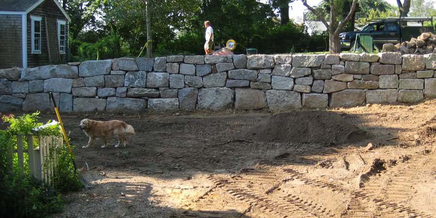 Some examples of Retaining Walls by DECA