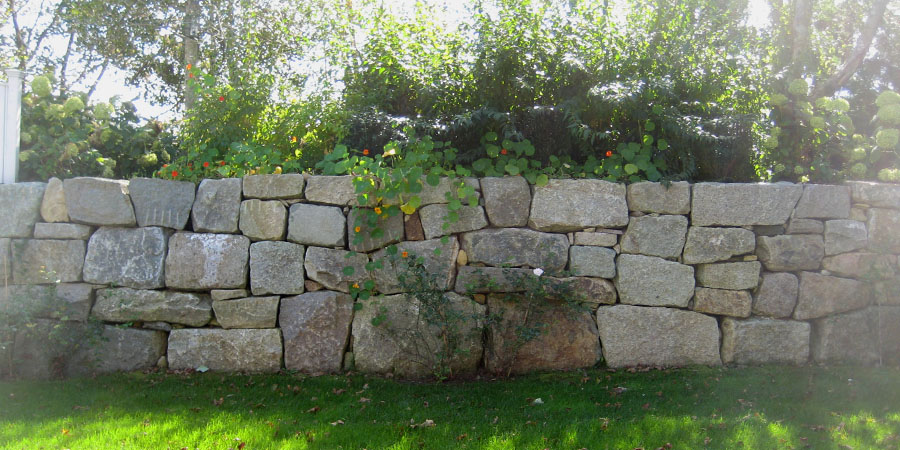 Some examples of Retaining Walls by DECA