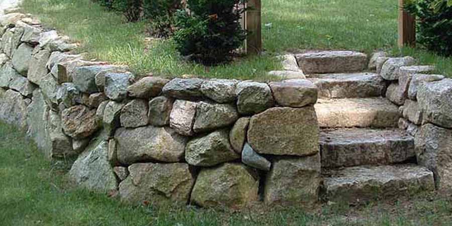 Some examples of Retaining Walls by DECA